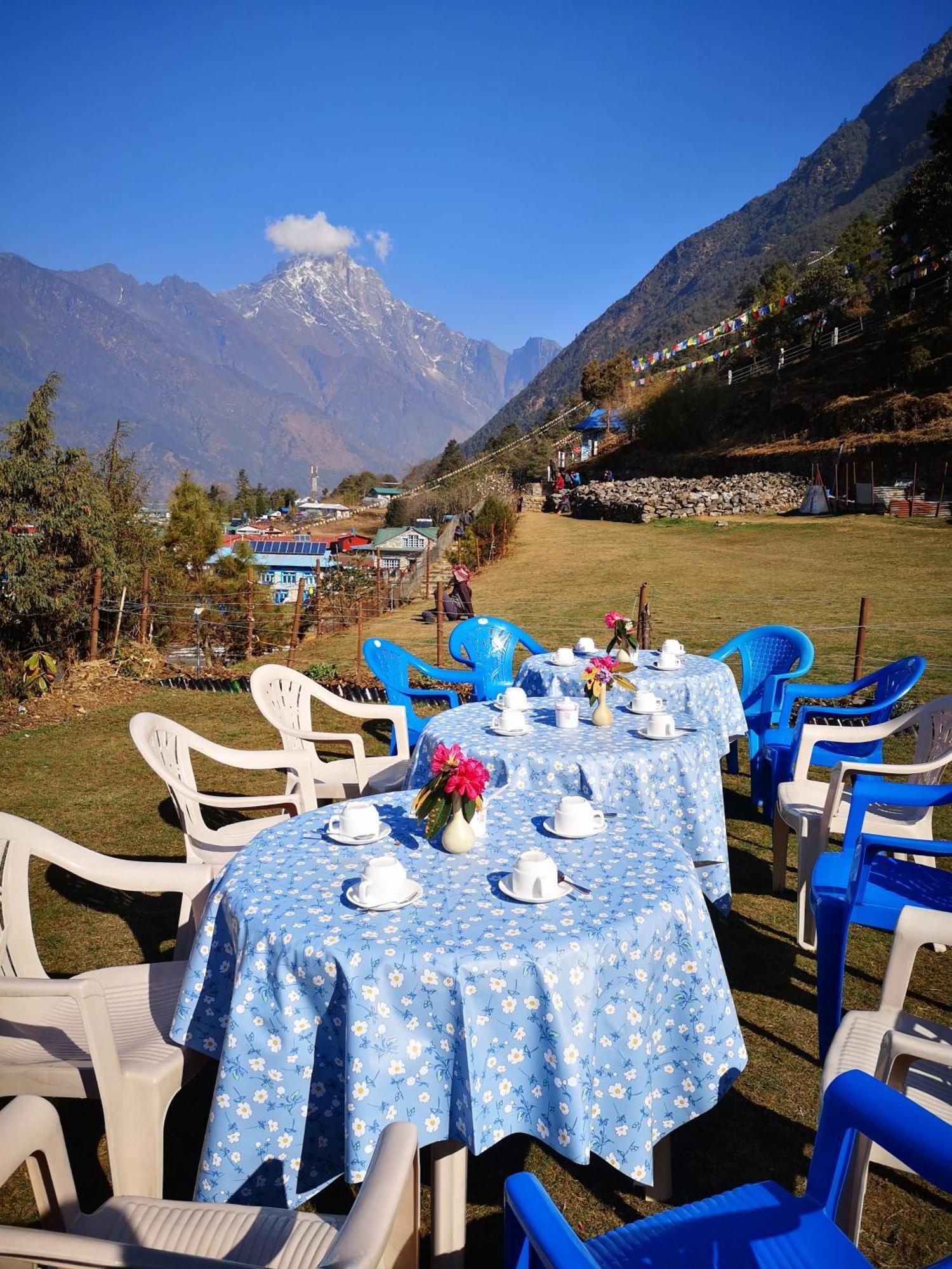 Lukla Himalaya Lodge Ngoại thất bức ảnh